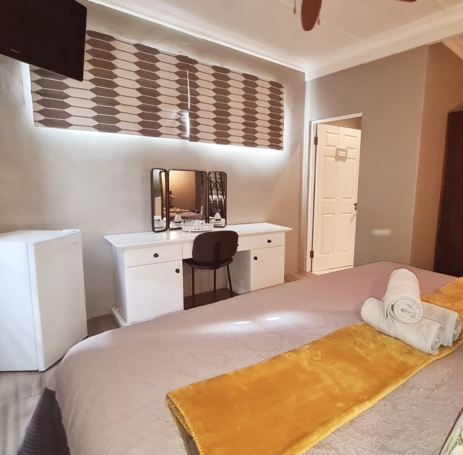 5 Bedroom Property for Sale in Kenton On Sea Eastern Cape